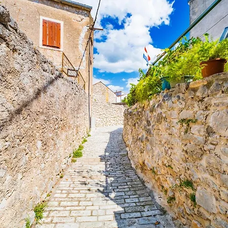 In 35590 Apartamento Biograd Na Moru